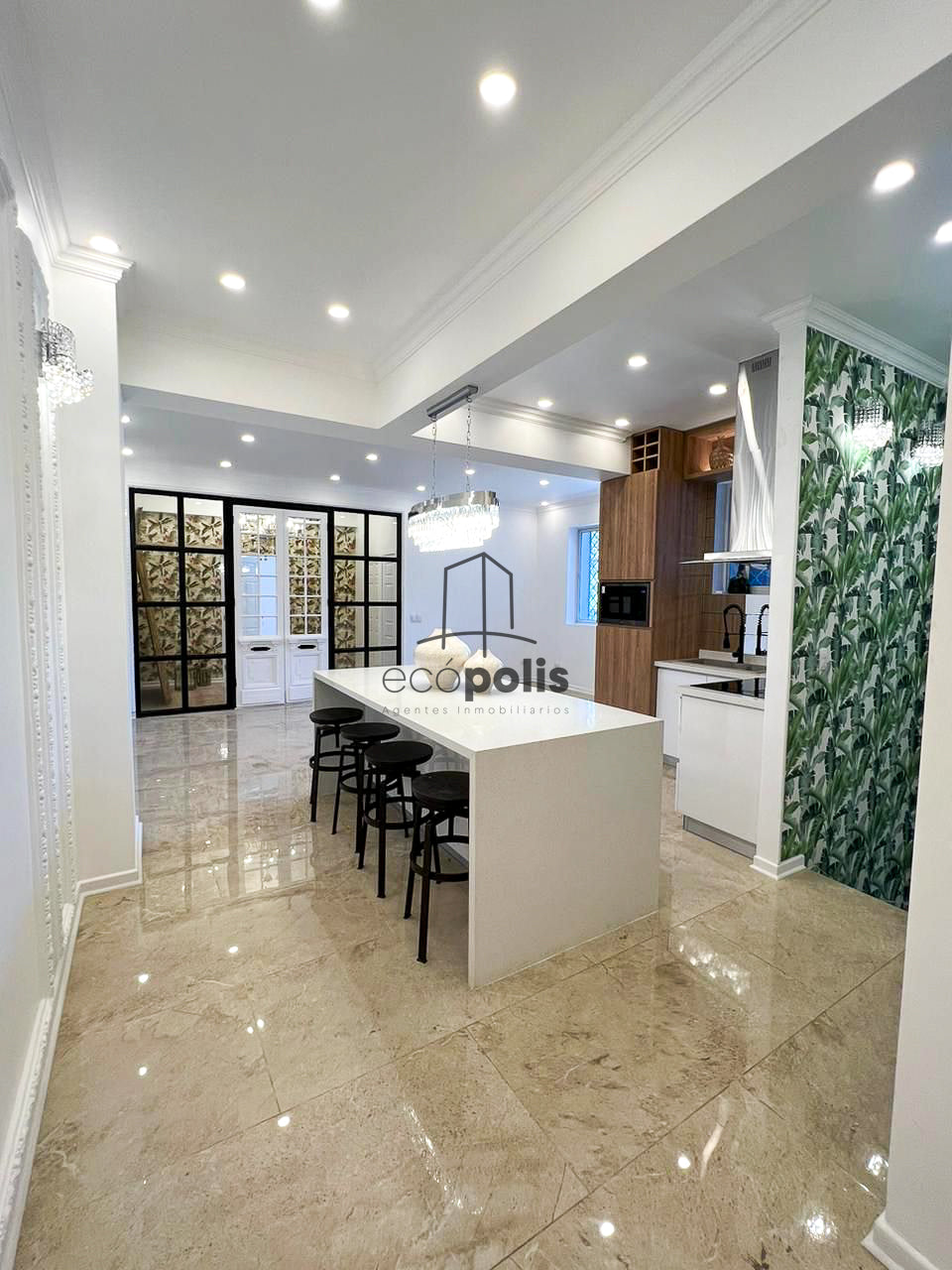 3-bedroom, 2-bathroom Departamento Santa María property